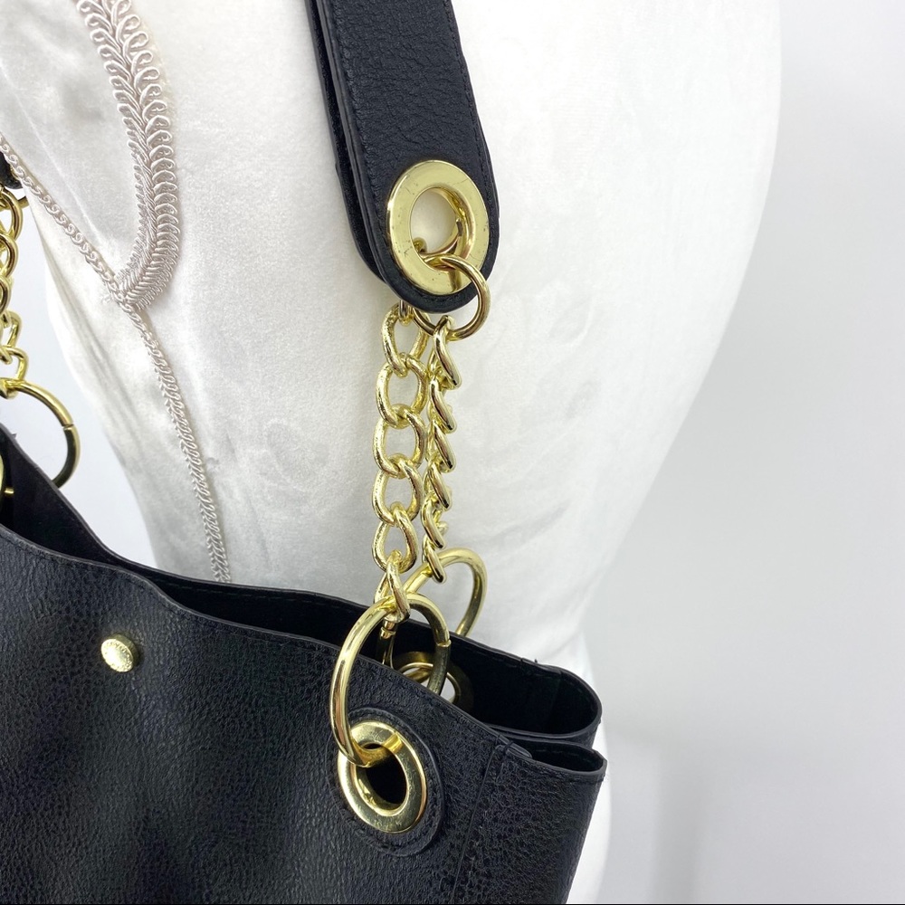 STEVE MADDEN  Black Shoulder Bag - Large - Picture 3 of 8